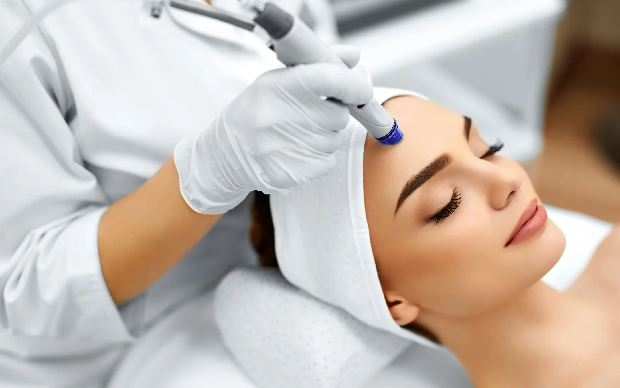 What Is Collagen Lift Therapy and How Can It Help Ageing, Loose Skin South Kensington?